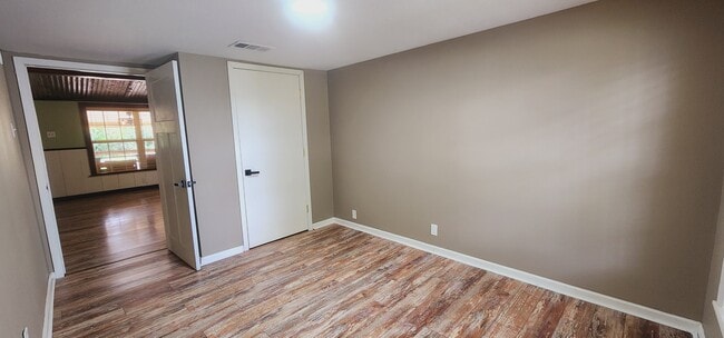 Building Photo - 9369 Co Rd 333