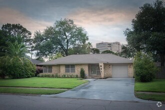 Building Photo - 1135 Stonecrest Dr