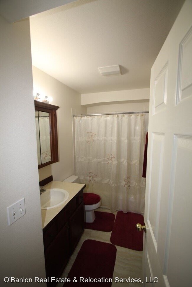 Building Photo - 4 br, 2 bath House - 1804 Sturbridge Court