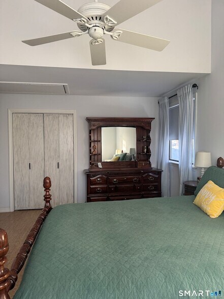 Building Photo - 355 Ledge Dr