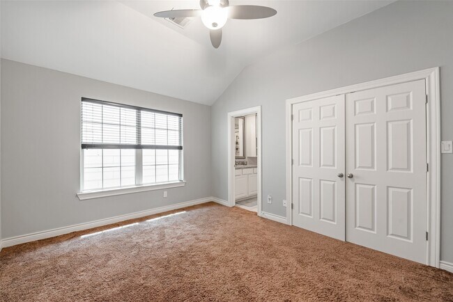 Building Photo - 5950 Kansas St