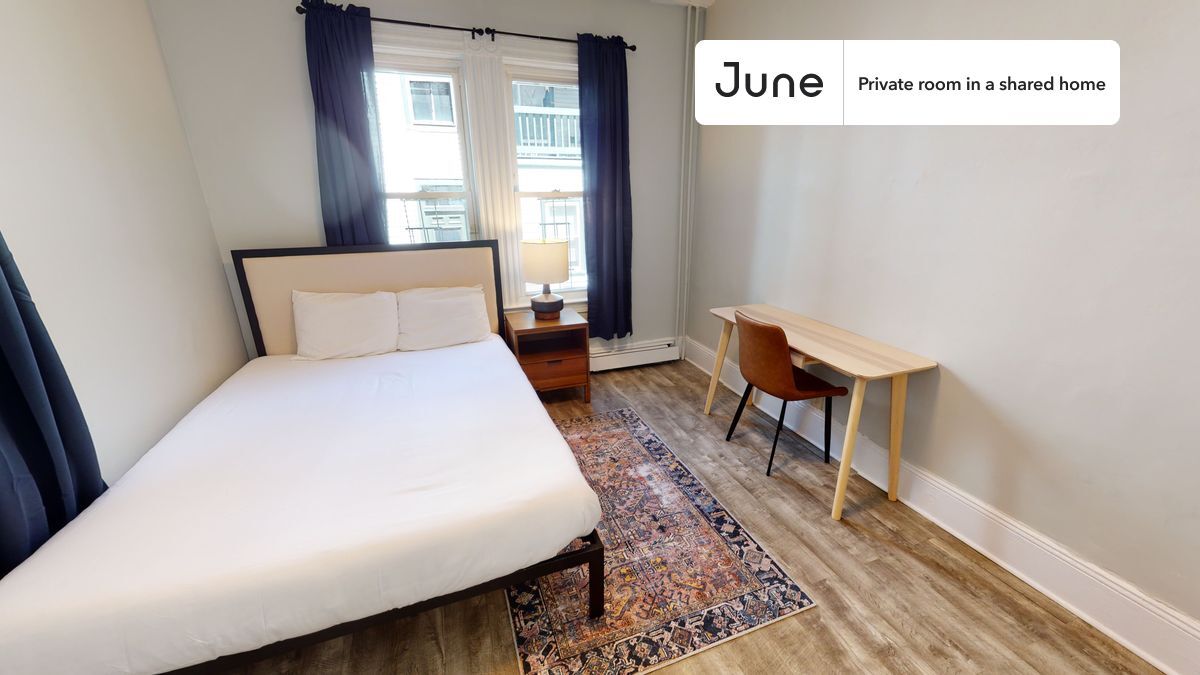 Building Photo - Room in Shared 3 bed/1 bath home