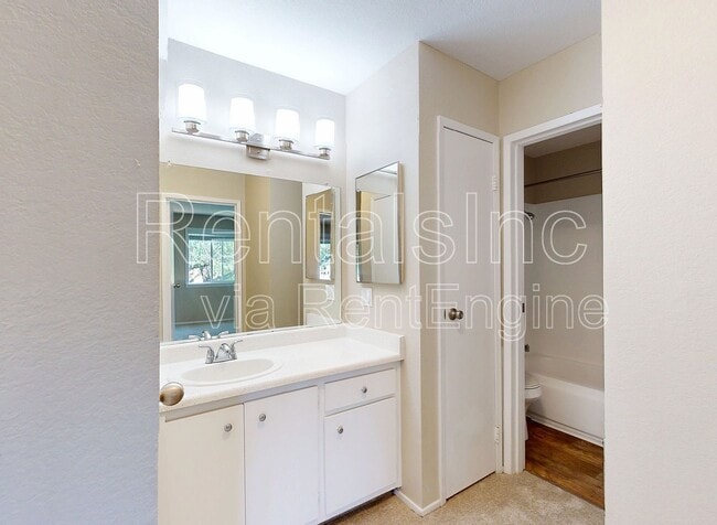 Building Photo - 481 Ignacio Blvd
