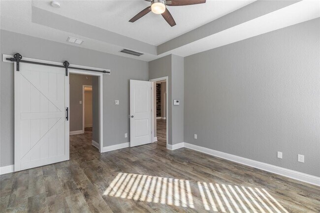 Building Photo - 20851 Cottage Cove Ln