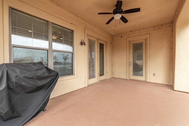 Building Photo - 17040 W Farm To Market 1097