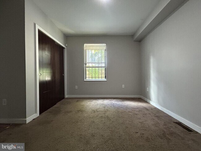 Building Photo - 1704 N 18th St