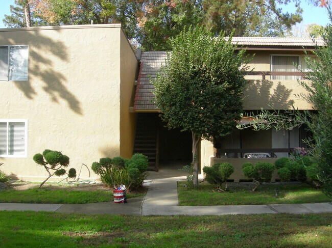 Building Photo - 310 Tradewinds Dr
