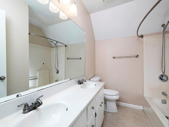 Building Photo - 1147 Haven Brook Pl