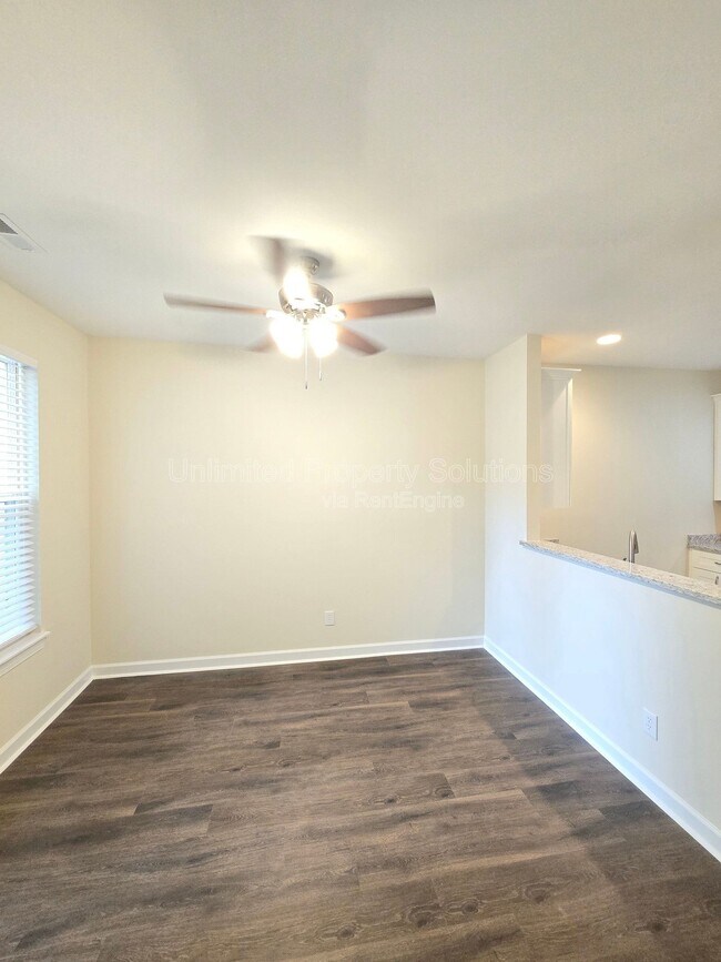 Building Photo - 5813 Wrightsville Ave
