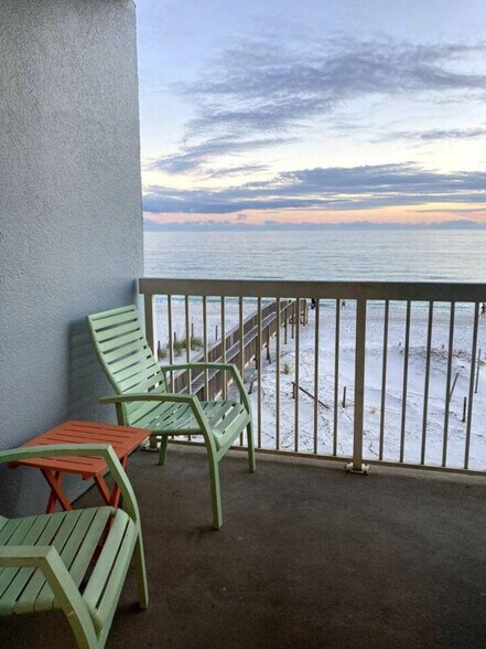 Building Photo - 1057 W Beach Blvd