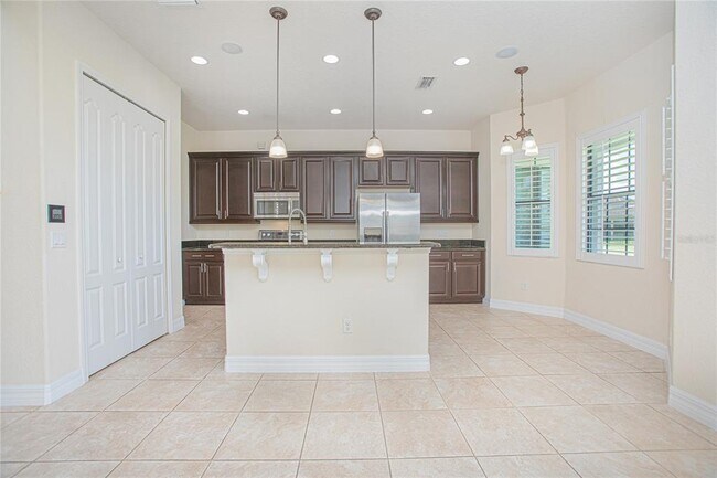Building Photo - 10478 Stapeley Dr