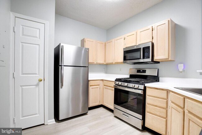 Building Photo - 14302 Rosy Ln