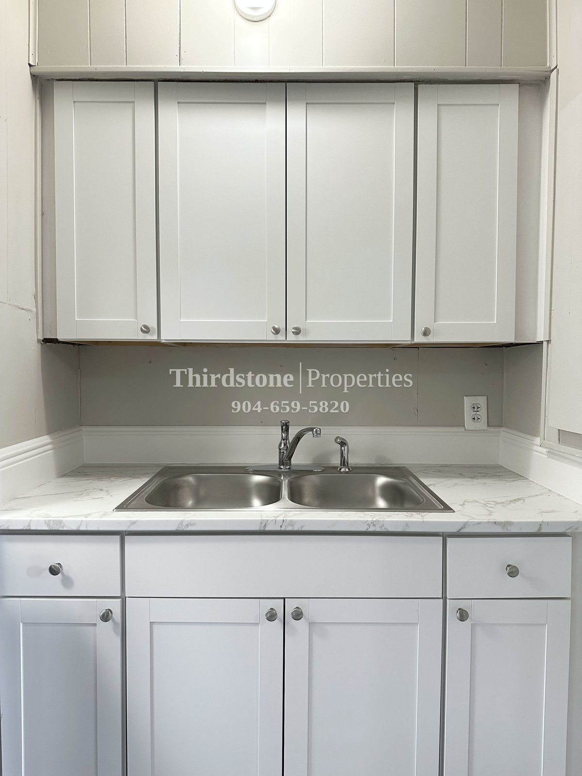 Building Photo - 3518 Japonica Rd N