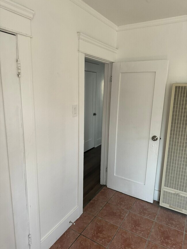 Dining room to hallway - 4509 S Figueroa St