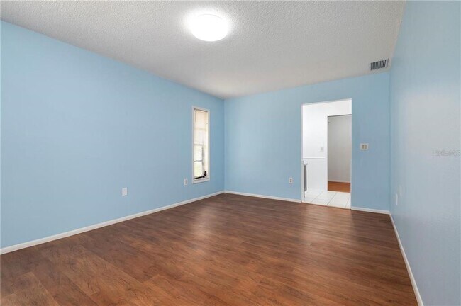 Building Photo - 133 1st Ave