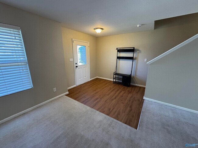 Building Photo - 3590 Avalon Lake Dr SW