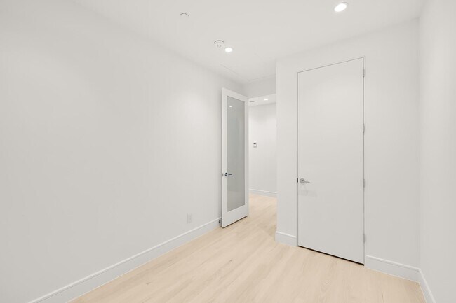 Building Photo - 1515 14th St NW