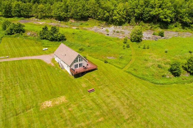 Building Photo - 2109 Dunk Hill Rd