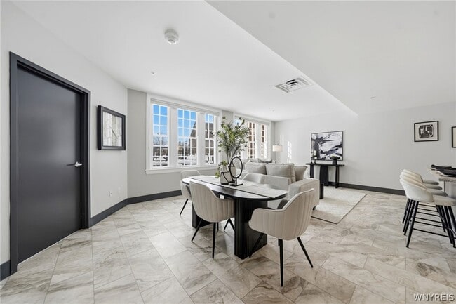 Building Photo - 40 North St