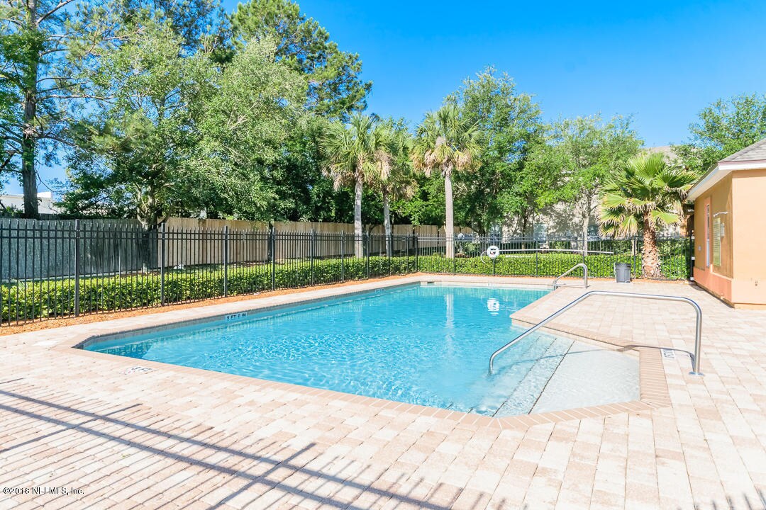 Building Photo - 6824 Lake Mist Ln