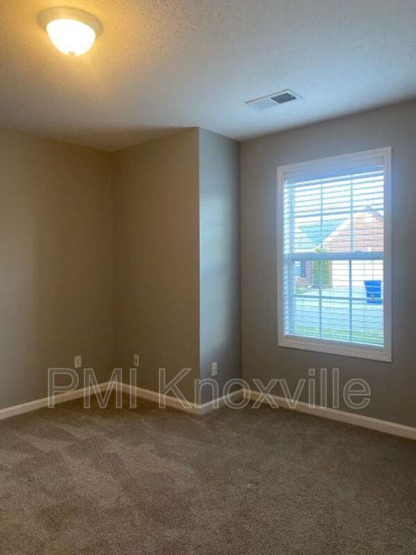 Building Photo - 8106 Gate Keeper Way