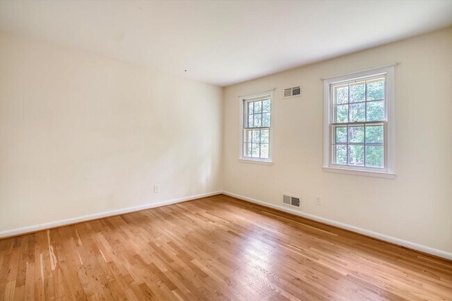 Building Photo - 11200 Powder Horn Dr