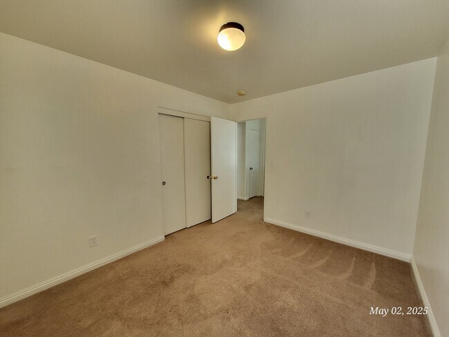Building Photo - 6764 Grandview Ridge Ave