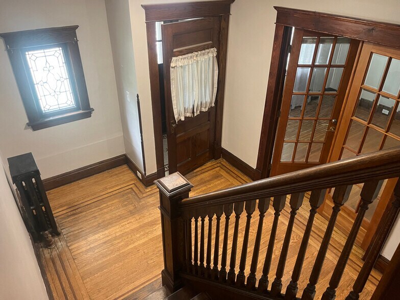 Building Photo - 45 Meech St