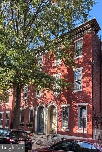Building Photo - 2211 Mt Vernon St