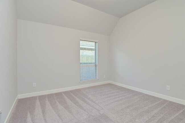Building Photo - 12830 Spiegel St