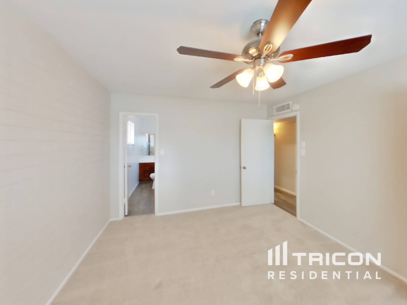 Building Photo - 6006 W Medlock Dr