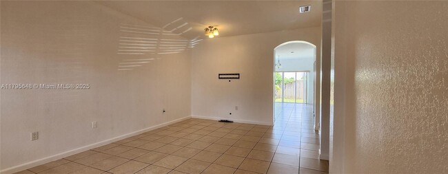 Building Photo - 10949 SW 181st Terrace