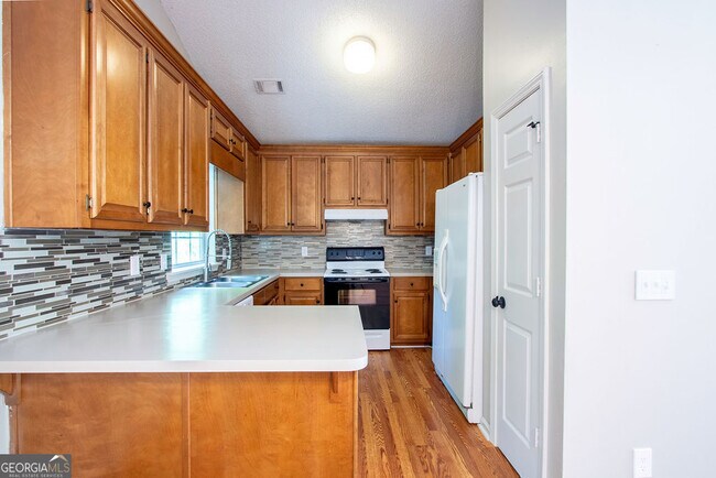 Building Photo - 2506 Venture Cir