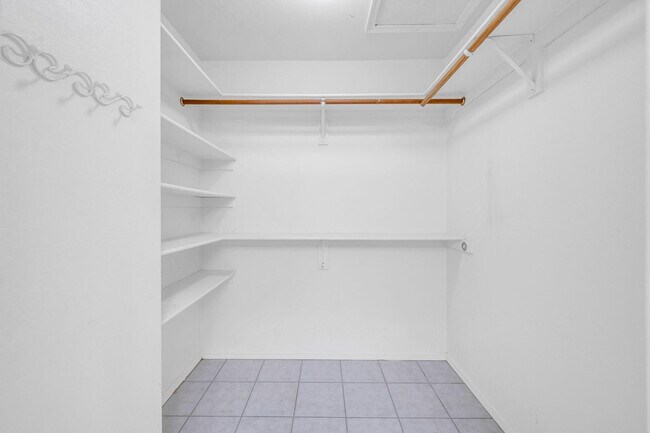 Building Photo - 16916 E Alamosa Ave