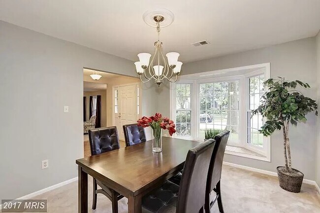 Building Photo - 9708 Rossetti Ct