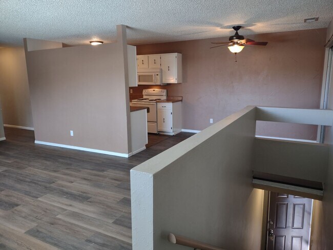 Building Photo - ALL PROSPECTIVE TENANTS MUST SUBMIT A $58 NON-REFUNDABLE APPLICATION FEE PER APPLICANT ONLINE AND...