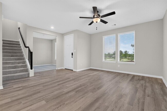 Building Photo - 6427 Prospect Oaks Pkwy