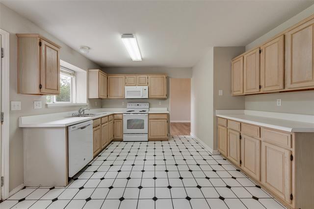 Building Photo - 4612 Archer Dr