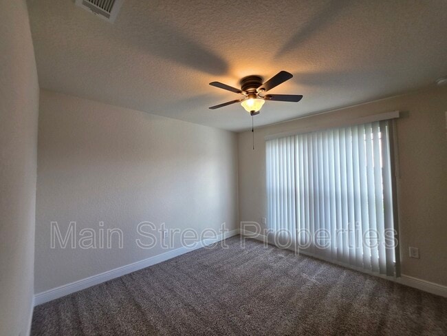 Building Photo - 5165 Peach Dr