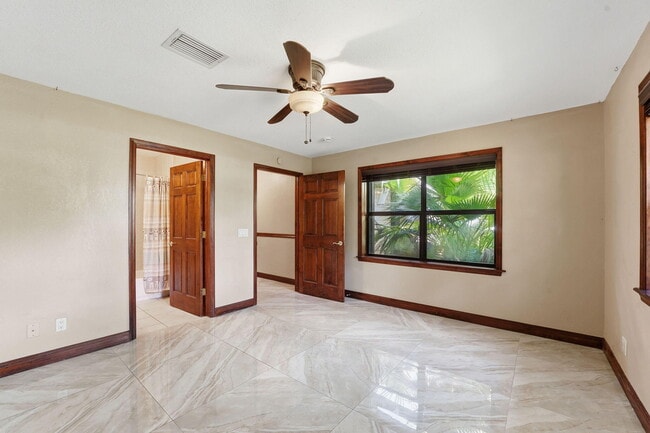 Building Photo - 12356 61st St N