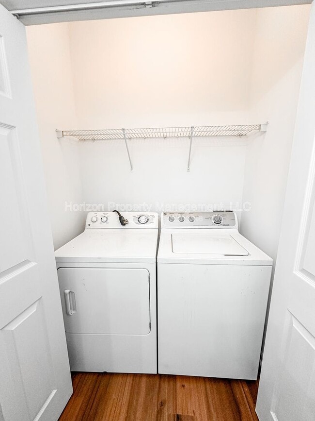 Building Photo - 75 Pearl Chambers Dr