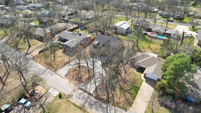Building Photo - 797 Deleon St