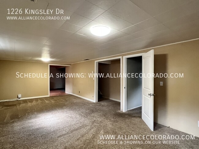 Building Photo - 1226 N Kingsley Dr