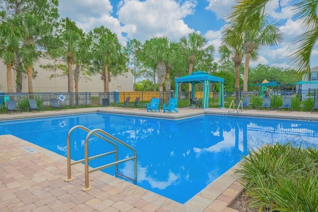 Building Photo - The Grove at Southshore
