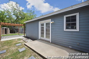Building Photo - 128 Riverview Rd