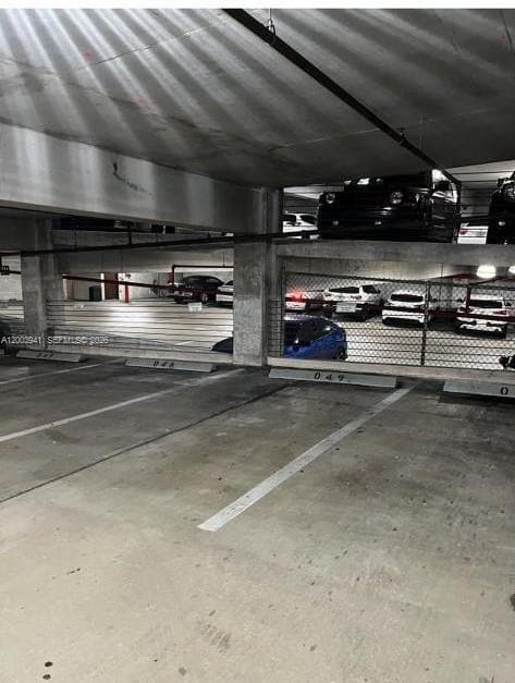 Building Photo - 533 NE 3rd Ave