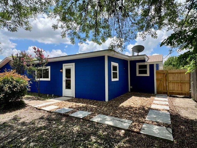 Building Photo - 3615 Electra Dr