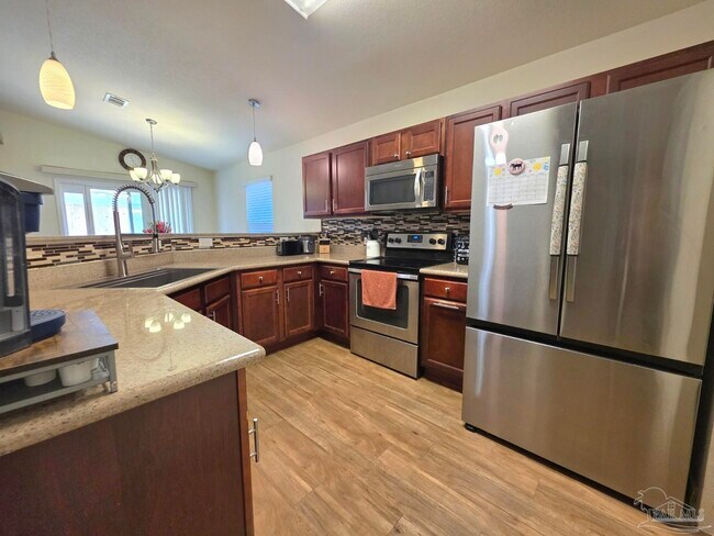 Building Photo - 197 Millet Cir