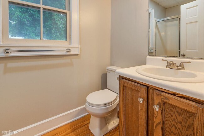 Building Photo - 2 br, 2 bath House - 45 Short Street 1