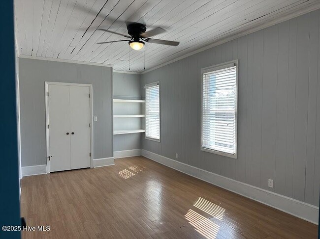 Building Photo - 211 Pamlico St